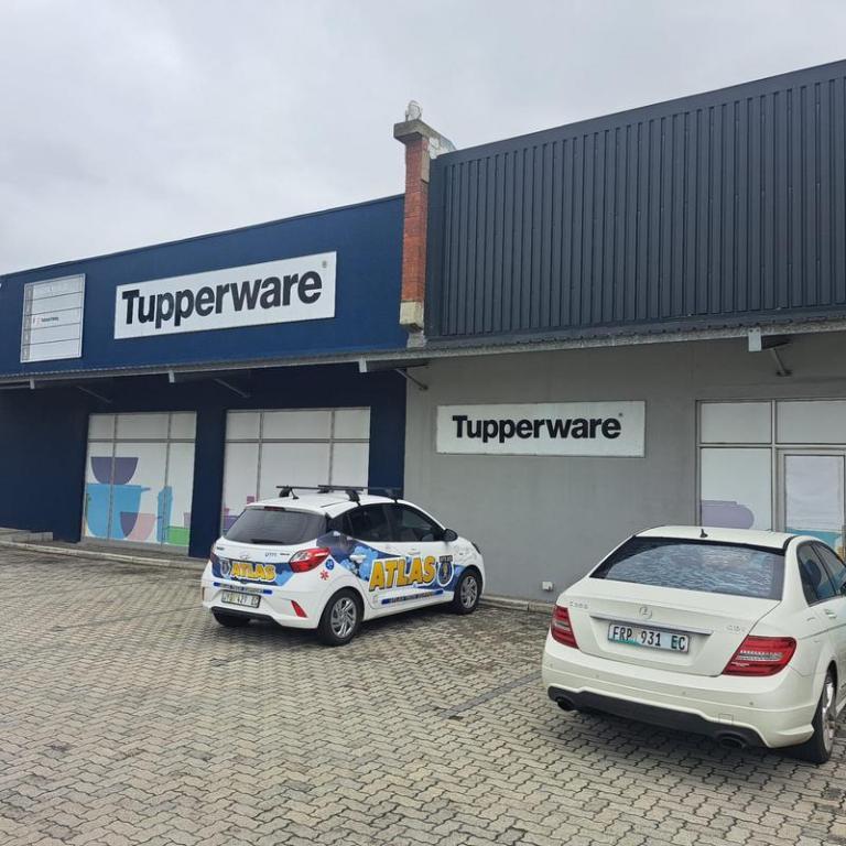 Industrial 1239-ref-3525 for Rent in Korsten, Port Elizabeth in Summerstrand - Image 1