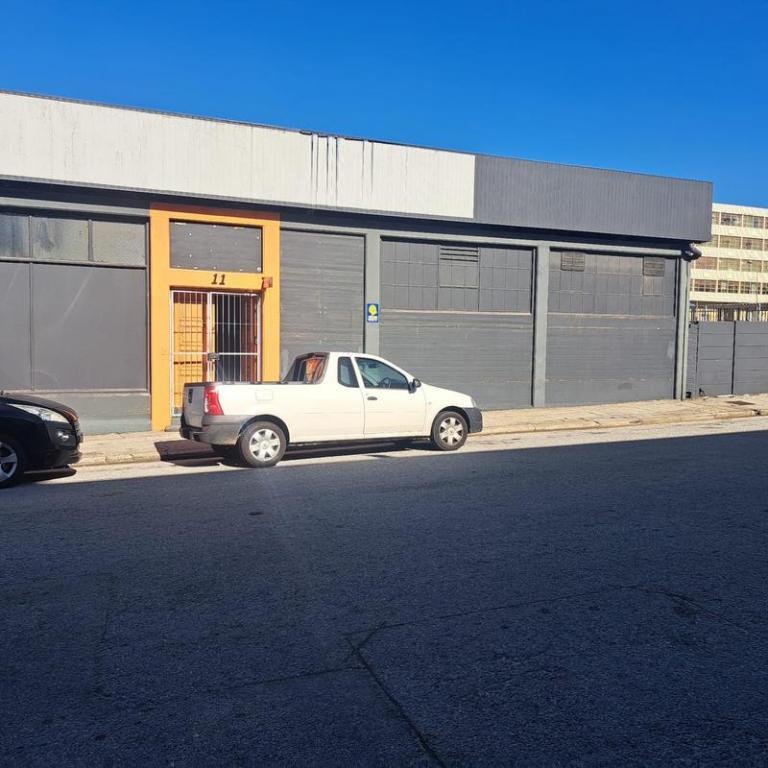 Industrial 1239-ref-3594 for Rent in North End, Port Elizabeth in Summerstrand - Image 1
