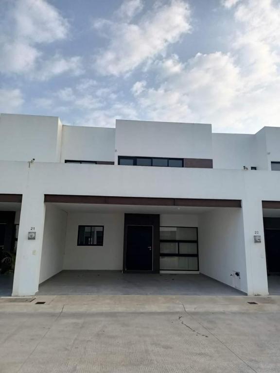 CASA EN RENTA FRACCIONAMIENTO KEDROS en Nacajuca - Imagen 1