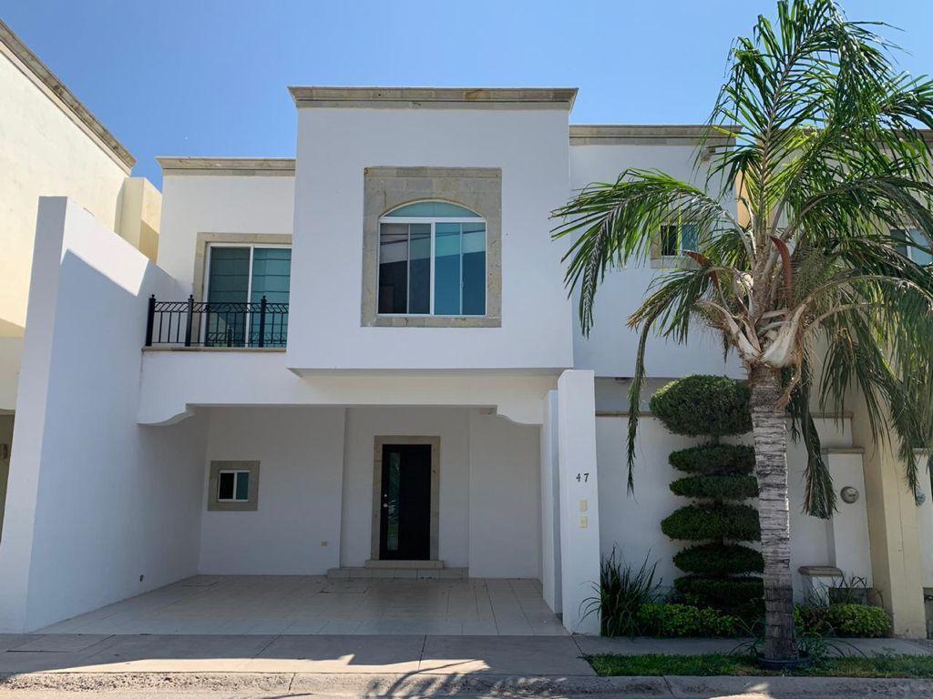 CASA AMUEBLADA EN RENTA - RESIDENCIAL SENDEROS en Torreón - Imagen 1