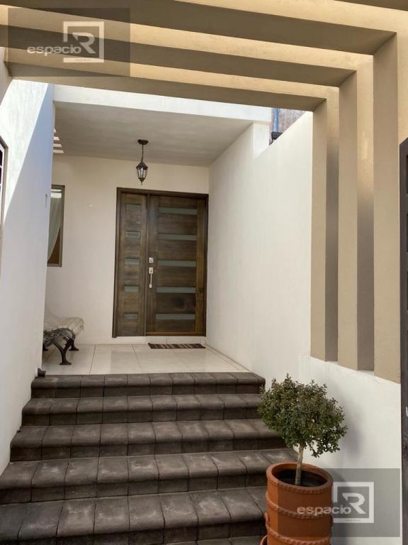 CASA EN VENTA EN COLONIA SANTA RITA CON DOS DEPARTAMENTOS, … en Chihuahua - Imagen 1
