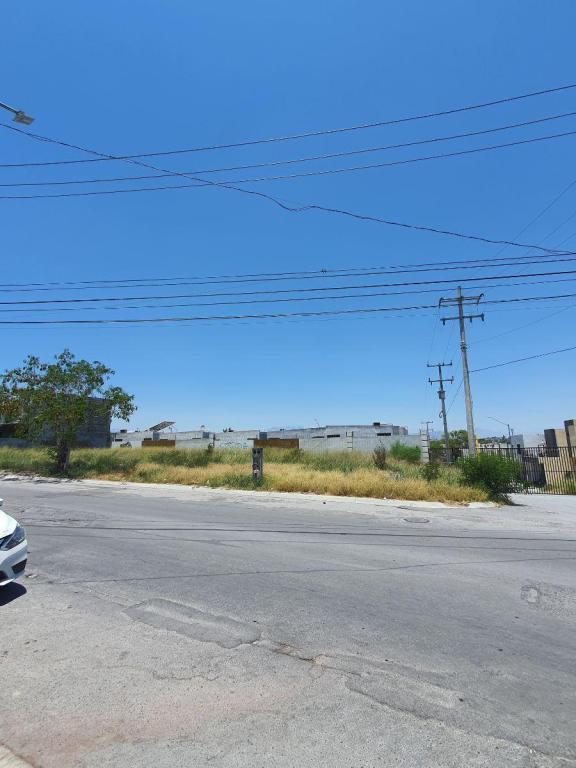 TERRENO COMERCIAL EN RENTA en Huinalá - Imagen 1