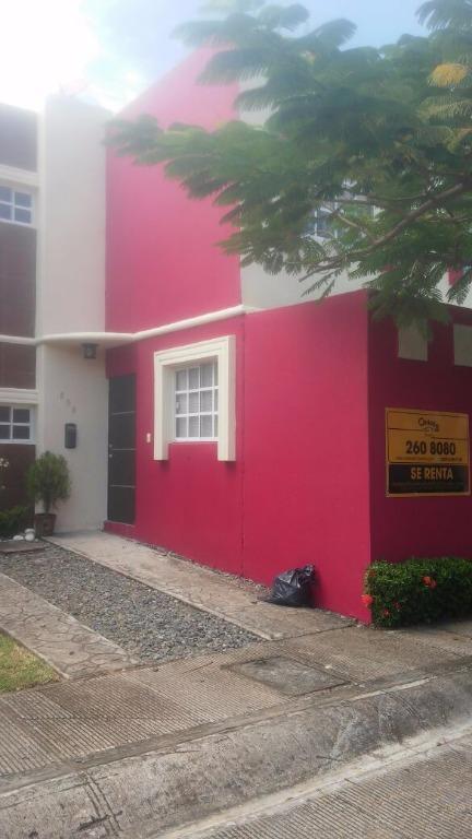 CASA EN RENTA EN FRACCIONAMIENTO BONATERRA, CLUSTER CON … en Boca del Río - Imagen 1
