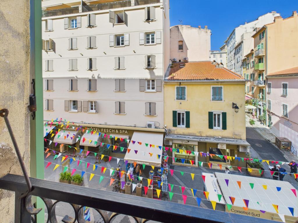 F3 A VENDRE 22 RUE FESCH à Ajaccio - Photo 1
