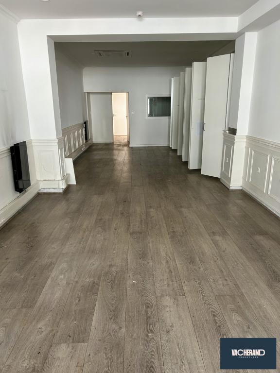 LOCAL COMMERCIAL - 93 M² à Lille - Photo 1