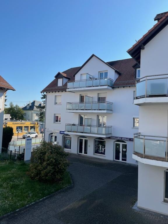 APPARTEMENT QUATRE PIECES à Strasbourg - Photo 1