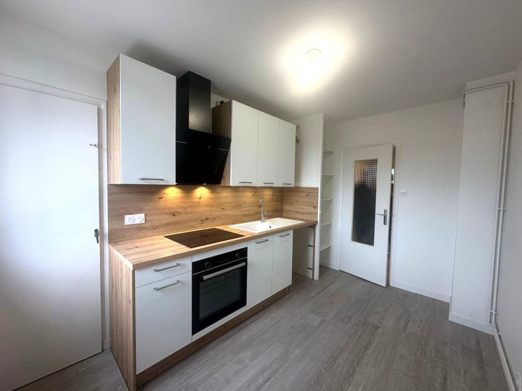 APPARTEMENT TYPE 3 RENOVE+ CAVE à Voiron - Photo 1