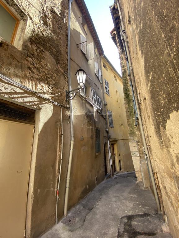 APPARTEMENT 4 PIECES SPECIAL INVESTISSEUR à Grasse - Photo 1