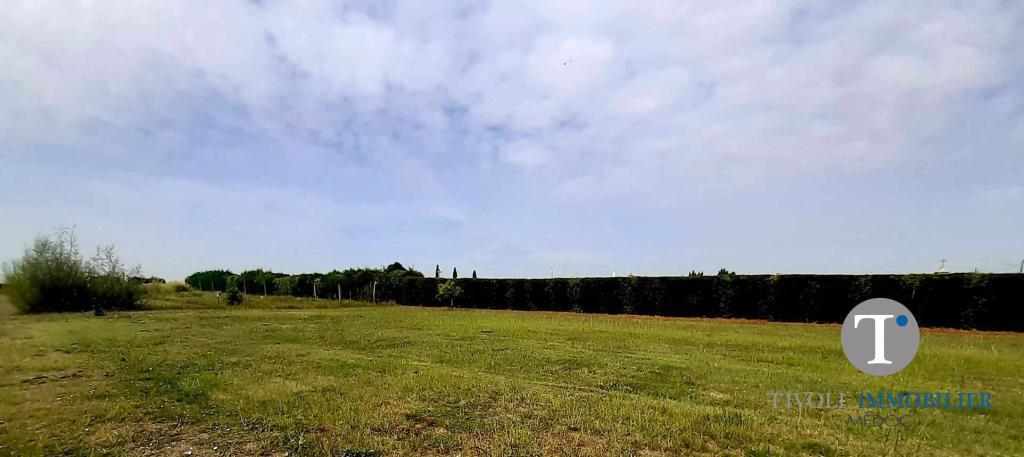 Terrain constructible à Saint-Médard-en-Jalles - Photo 1