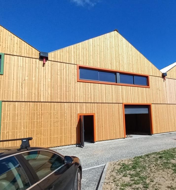 LOCATION LOCAL D'ACTIVITÉ / ENTREPÔT à Saint-Herblain - Photo 1