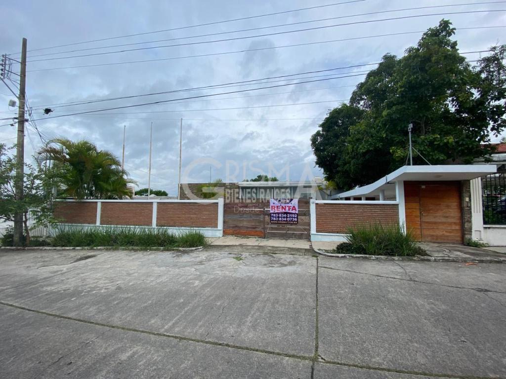 OFICINAS EN RENTA EN COL. JARDINES en Tuxpan - Imagen 1