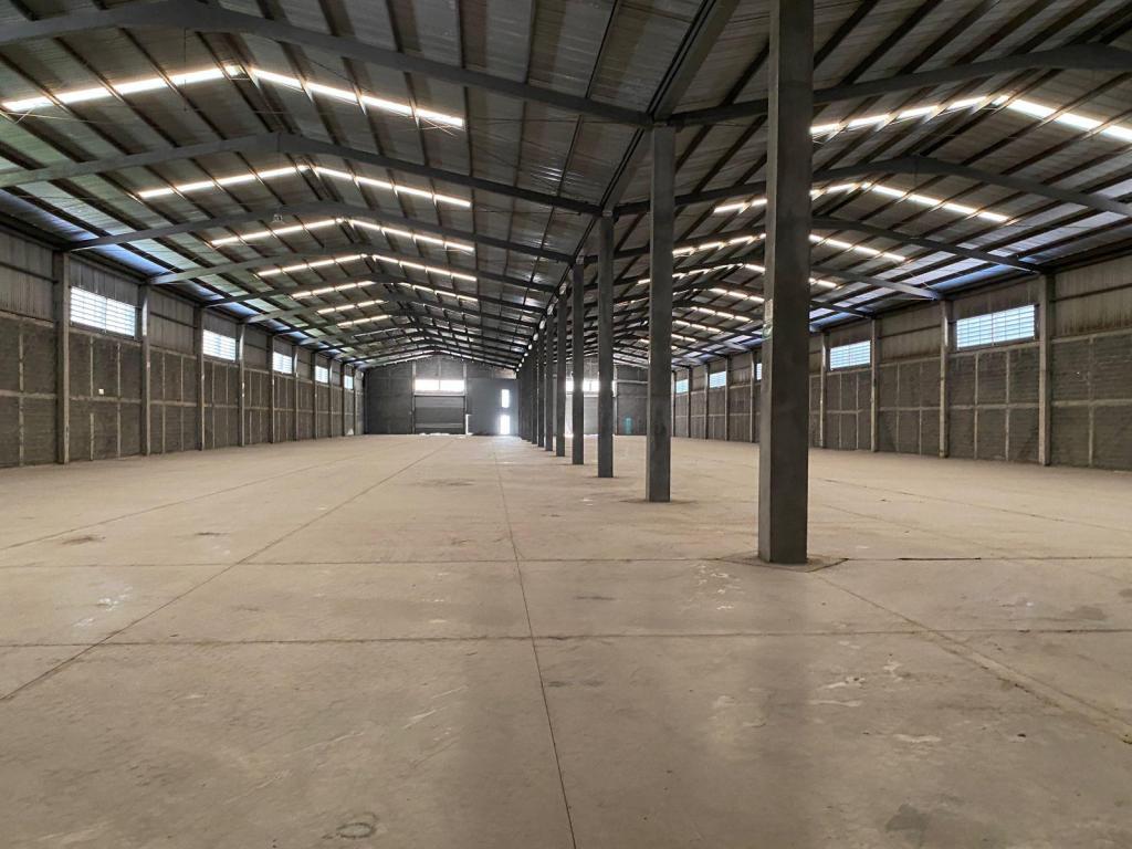 BODEGA carretera laredo SALINAS VICTORIA RENTA en El Jaral - Imagen 1