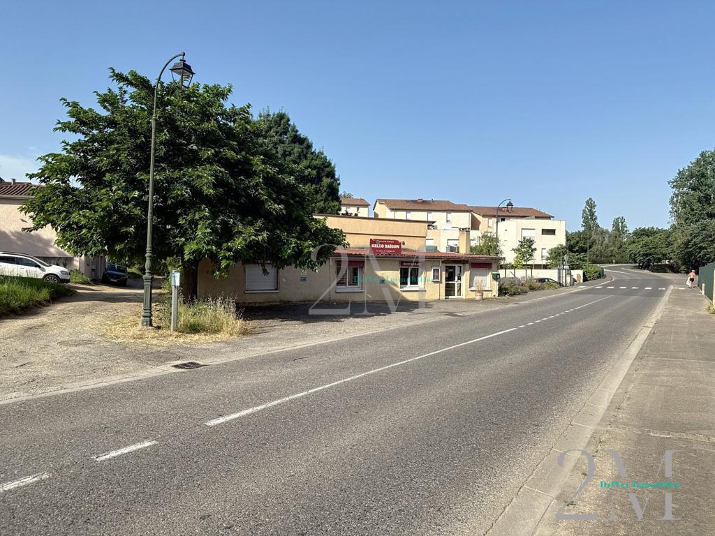 Local commercial vide à Auch - Photo 1