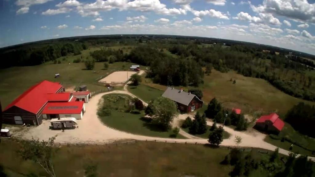 Imagine YOUR OWN Indoor Riding Arena! in Oshawa - Image 1