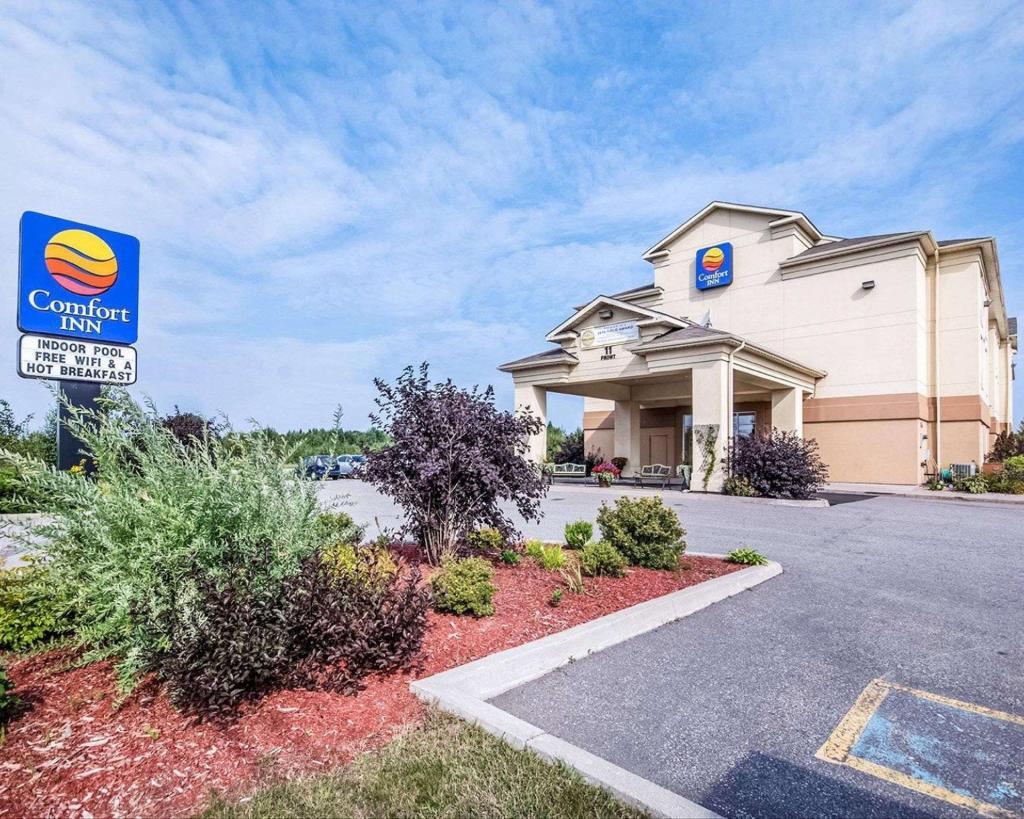 Comfort Inn in Canada - Image 1
