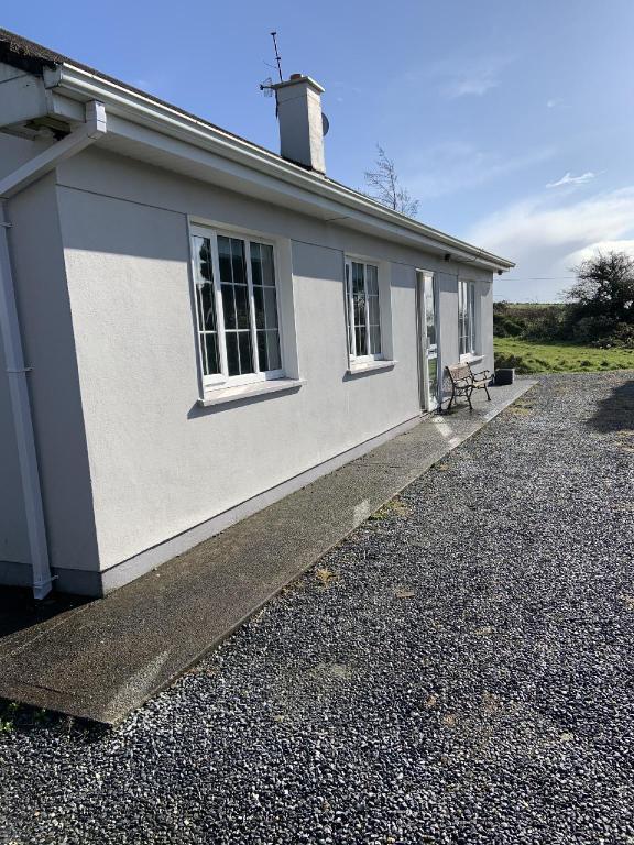 Hydrangea House in Ireland - Image 1