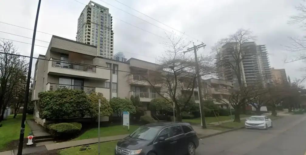 CEDARDALE COURT in Burnaby - Image 1