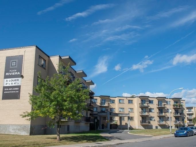 Place Riviera in Dollard-Des Ormeaux - Image 1