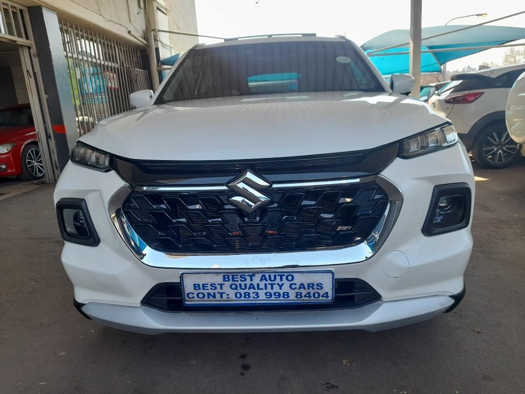 Pre-owned 2024 Suzuki Grand Vitara 1.5 Engine Capacity SUV with in Germiston - Image 2