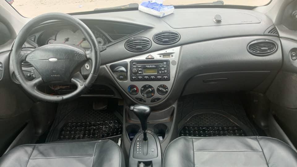 FORD FOCUS 2003 à Abidjan - Photo 9