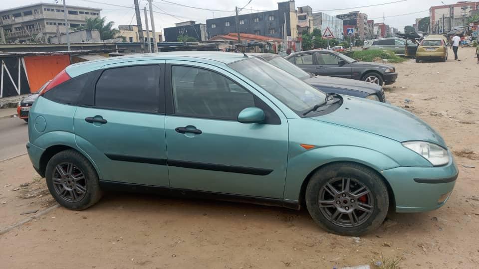 FORD FOCUS 2003 à Abidjan - Photo 2