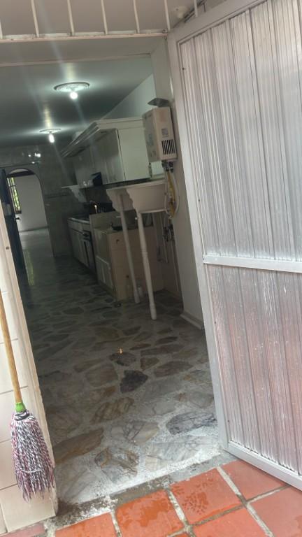 APARTAMENTO EN ARRIENDO en Colombia - Imagen 14
