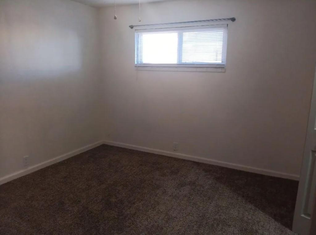 Single Family House For Rent in United States - Image 3