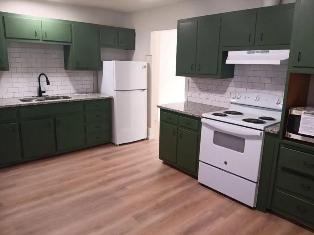 Single Family House For Rent in United States - Image 1