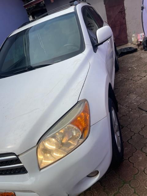 Toyota Rav4 Limited 2008 blanc au Cameroun - Photo 3
