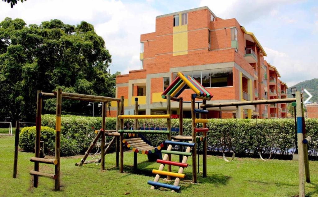 ARRIENDO APARTAMENTO EN VILLETA en Colombia - Imagen 1