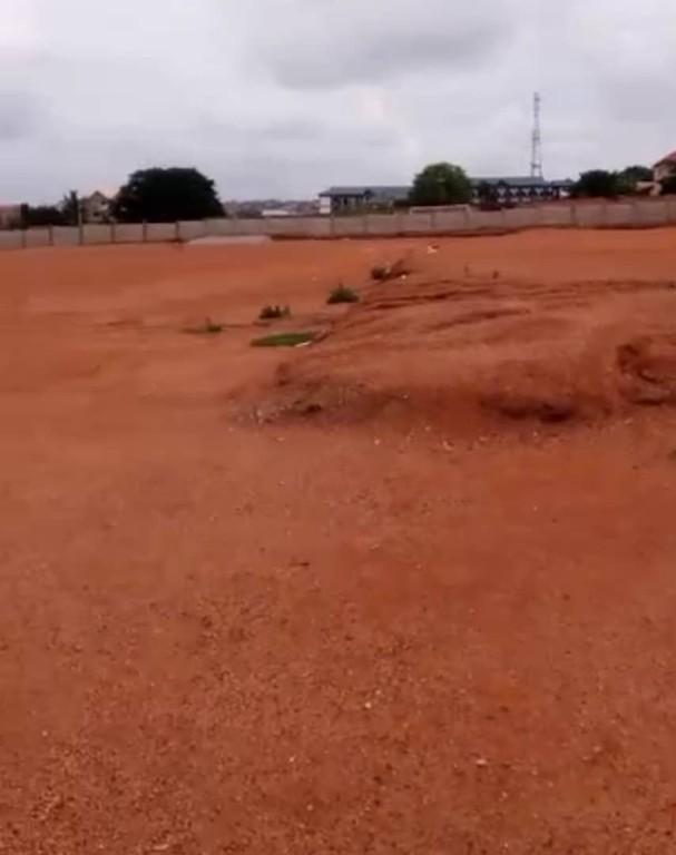 *TITLED, WALLED & GATED 12 PLOTS GBAWE* in Ghana - Image 2