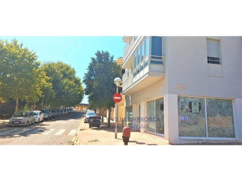 Local comercial en Mahón - Imagen 1