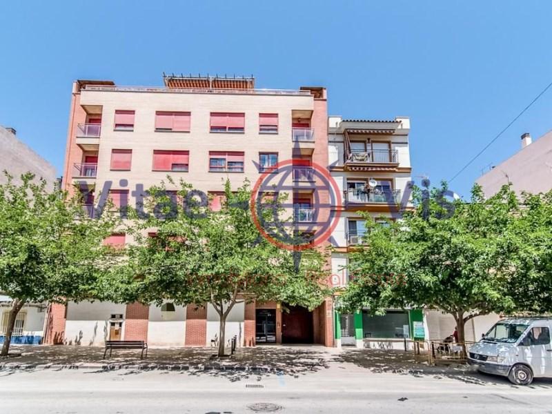 BAJO COMERCIAL FUERZAS ARMADAS en Lorca - Imagen 1