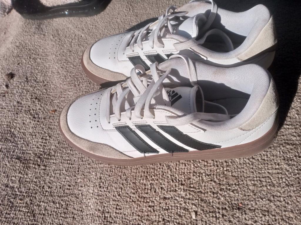 Adidas Courtblock Sneakers. in Johannesburg - Image 2