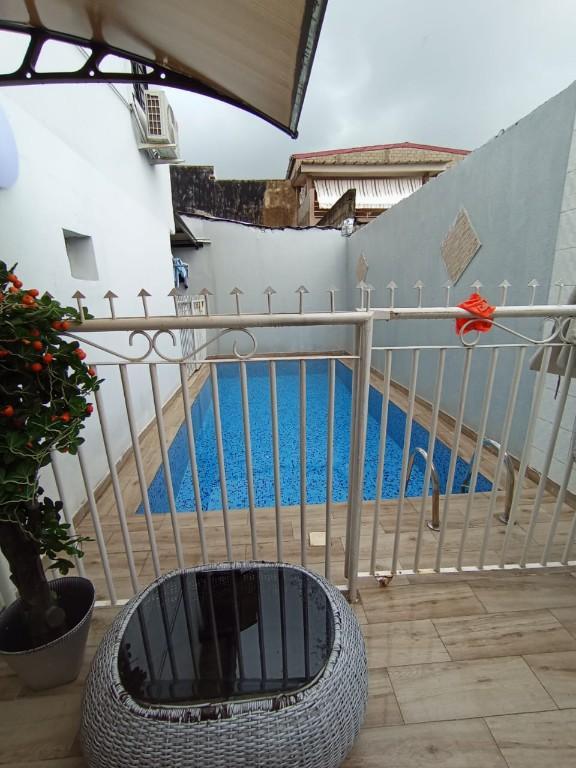 VENTE FÉH-KÉSSÉ CITÉ PROMOGIM DUPLEX 5PIÈCES + PISCINE à Abidjan - Photo 9