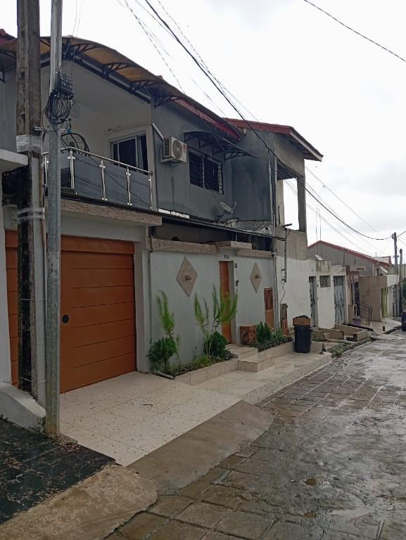 VENTE FÉH-KÉSSÉ CITÉ PROMOGIM DUPLEX 5PIÈCES + PISCINE à Abidjan - Photo 13