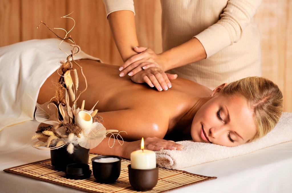 PRIVATE AND PRIVACY MASSAGE SERVICE BAHRIA TOWN LAHORE in Lahore - Image 2