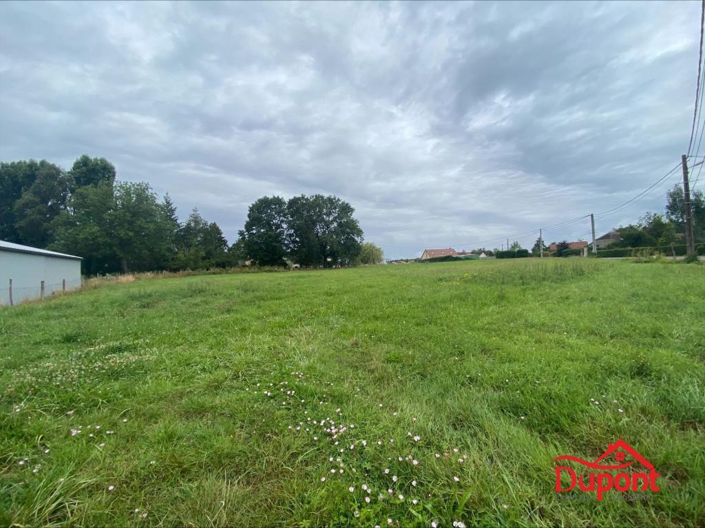 Terrain constructible à Chaource à Troyes - Photo 1