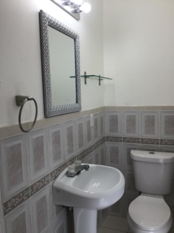 Efficiency amplio en Hialeah - Imagen 4