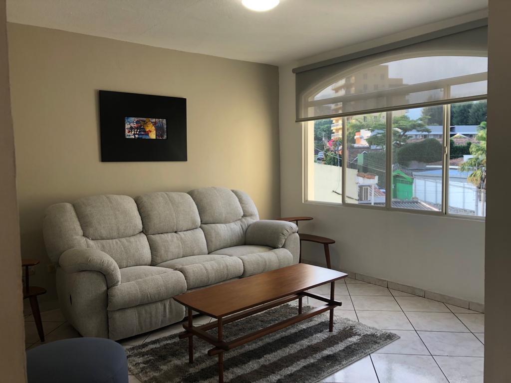 SE ALQUILA APARTAMENTO SIENA SAN BENITO, REMODELADO, tiene 100 m en San José Villanueva - Imagen 7