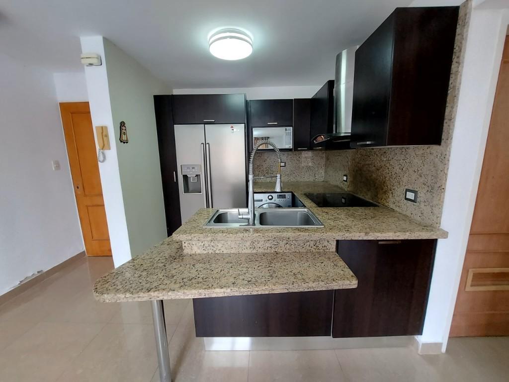 C R MARINA DEL REY en Las Mercedes - Imagen 1