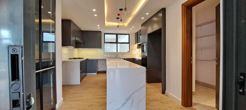 4 Bedroom All Ensuite Modern Duplex + DSQ For Rent in Two Rivers in Kenya - Image 7