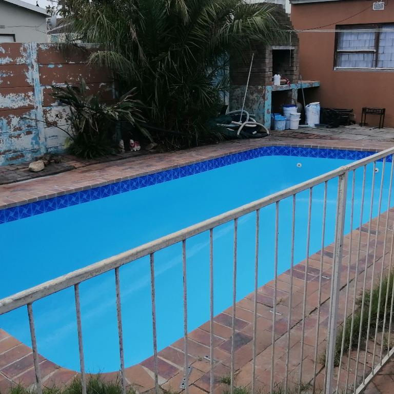 SWIMMING POOL FIBERGLASS RELINING FOR GUNITE,FIBREGLASS POOL in South Africa - Image 4