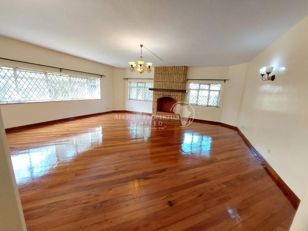 5 Bedroom All Ensuite Residence for Rent in Runda in Nairobi - Image 4