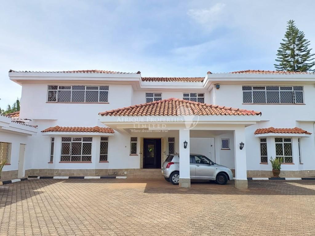5 Bedroom All Ensuite Residence for Rent in Runda in Nairobi - Image 1