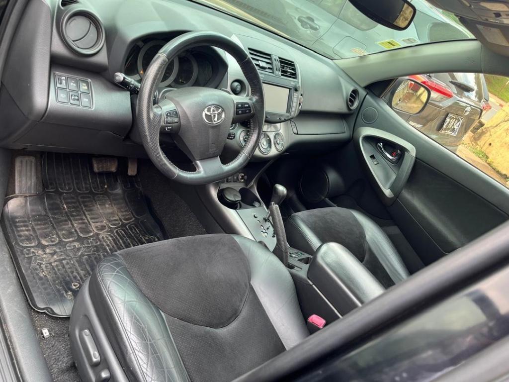Toyota Rav4 2012 occasion Europe au Cameroun - Photo 3