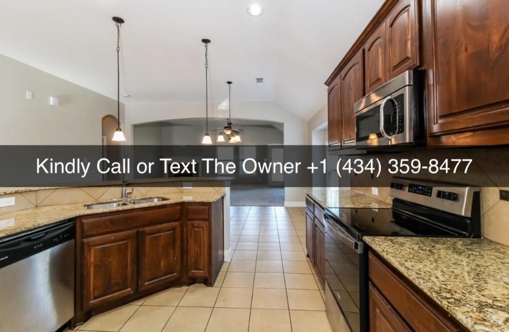 Single Family House For Rent in Dallas - Image 8