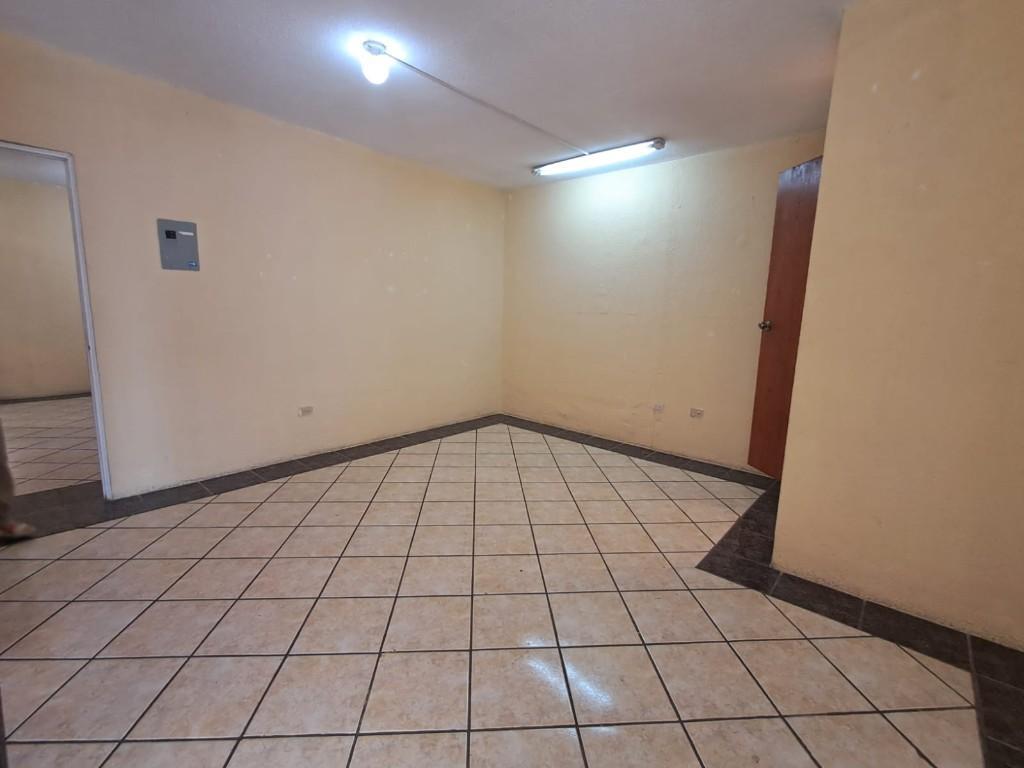 Q 2,200 LOCALES EN RENTA SAN LUCAS SACATEPEQUEZ en Guatemala - Imagen 6