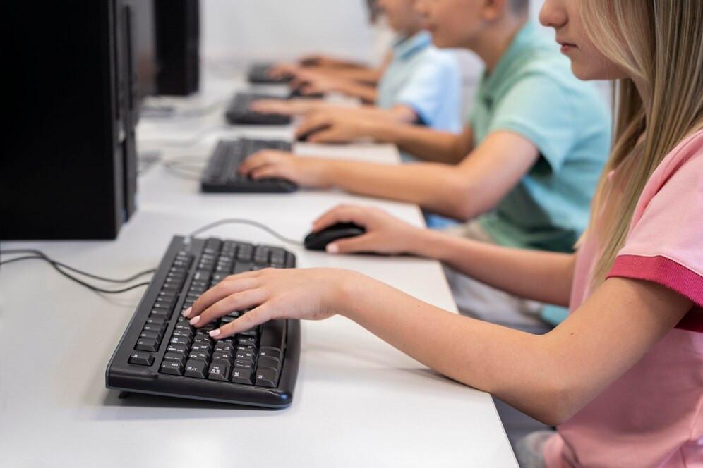 Training and Internship program at Gps computer Academy in Jaipur - Image 1