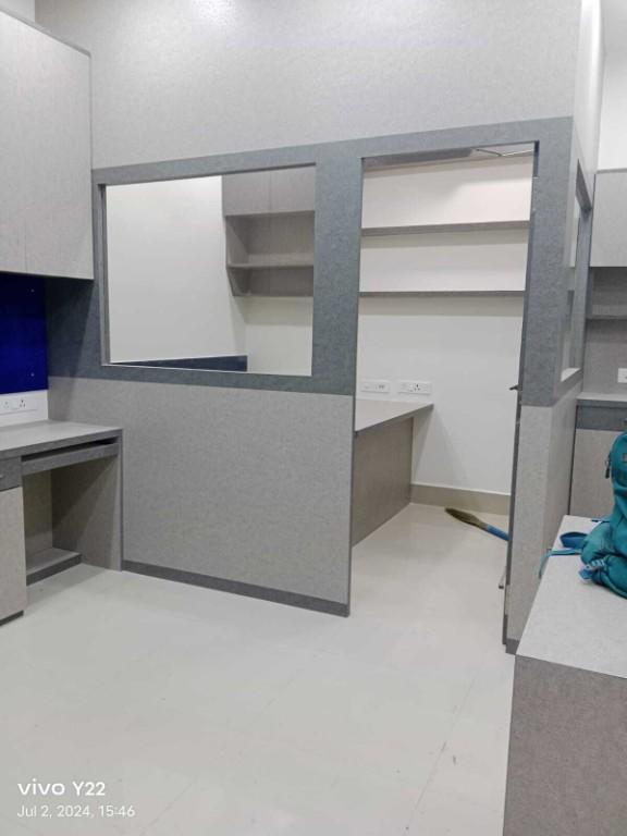 Fully Furnished Commercial Office Space For Rent at BBD Bagh in India - Image 5